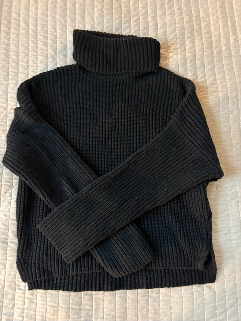 Abercrombie & Fitch Black Ribbed Knit Sweater
